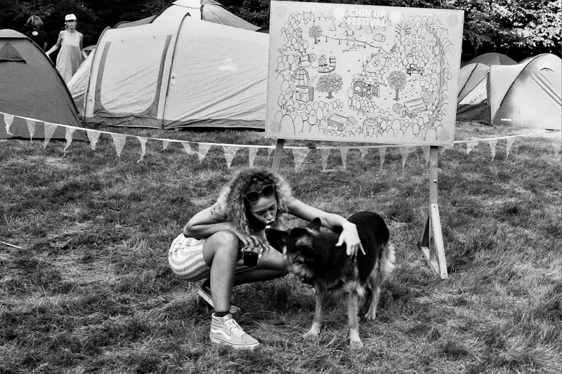 Riana and Ruby at Chin Up 2018. Photo by Jaz Farndon